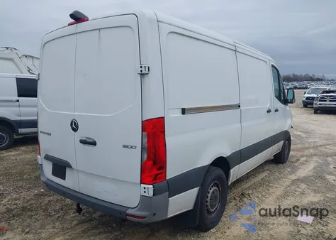 2022 Mercedes-Benz Sprinter 1500 Standard Roof I4 из США, поврежденный, VIN W1Y70BGY2NT088055